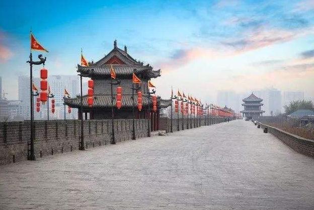 西安古城墙.jpg