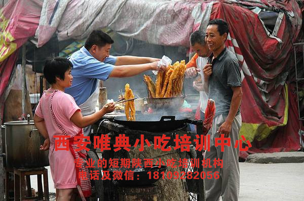 为什么别人的早餐摊生意火爆,只因老板说对了1句话 为什么别人的早餐摊生意火爆,只因老板说对了1句话