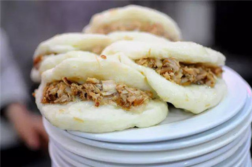<b>老汉喜欢吃就叫“老头喜”！老头喜荷叶饼夹馍培训!</b>