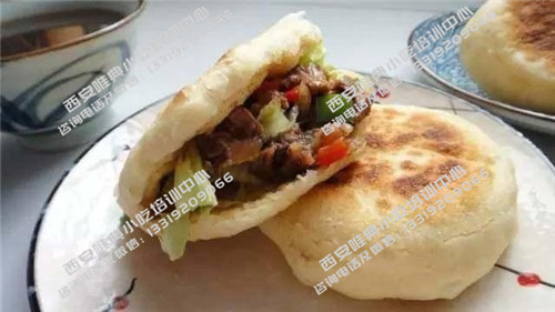 香辣牛肉夹馍 香辣牛肉夹馍