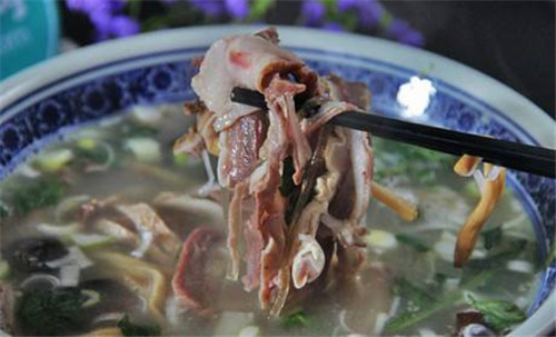 杂肝汤西安冬日的一种美食