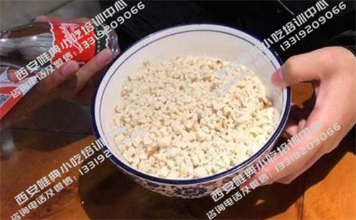 牛羊肉泡馍开店制作流程要点